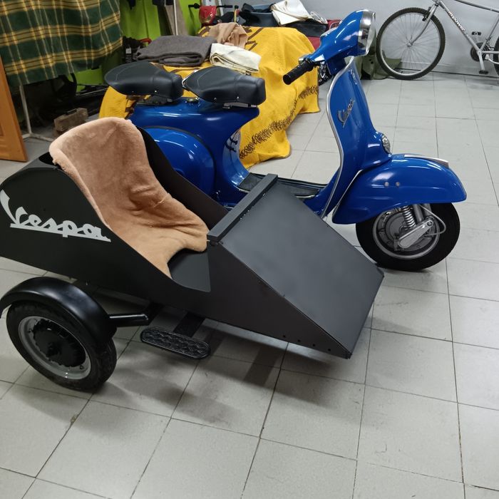 Sidecar vespa antiga