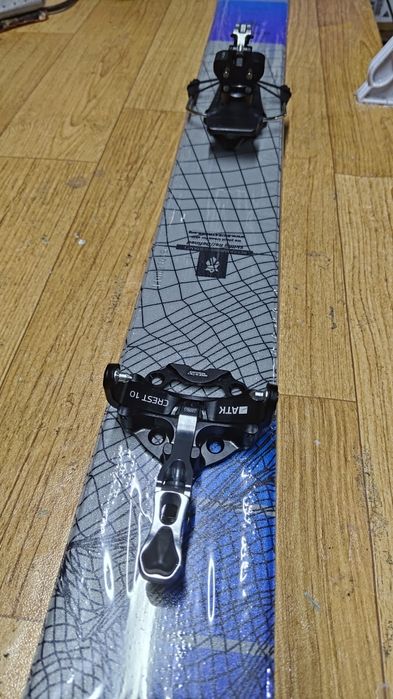 Narty skiturowe Majesty Superwolf 172 zestaw