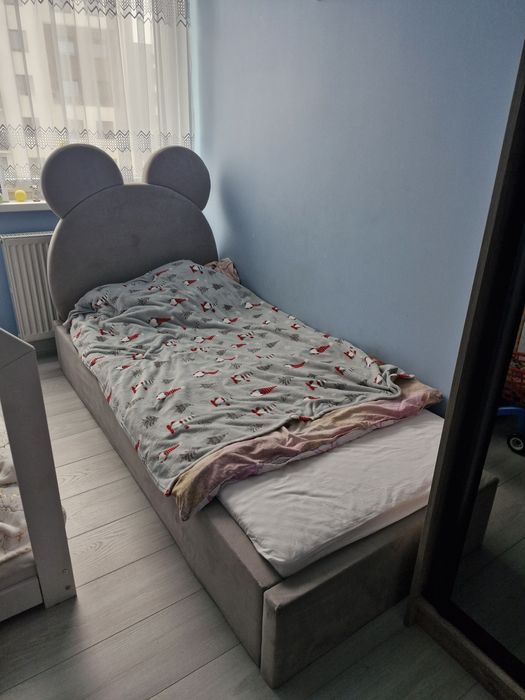 Łóżko dziecięce tapicerowane 90x200 ze stelażem szary Mis