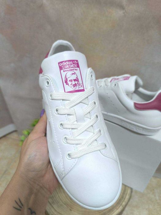 Sapatilhas disponíveis do 36 ao 41 várias cores