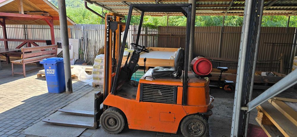 навантажувач, погрузчик вантажопідйомність  1.3т  STIL