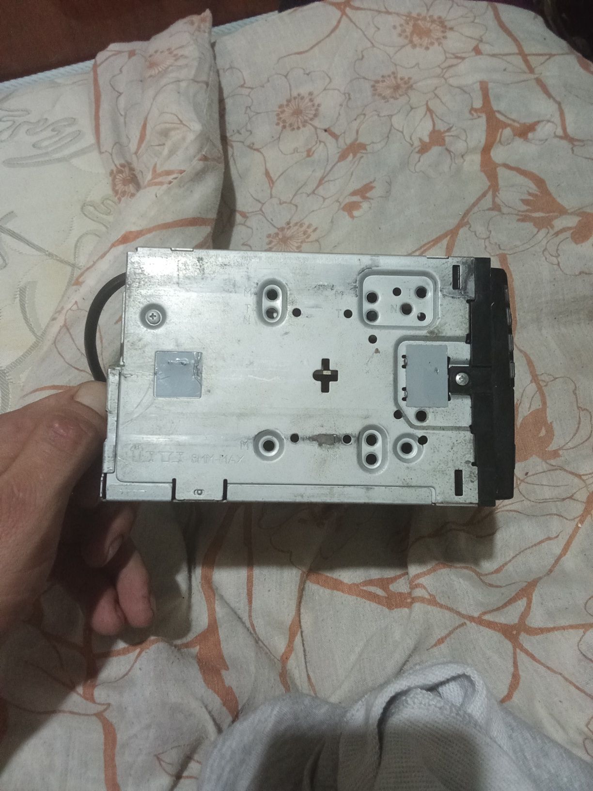 Автомагнитола Ilpine CDE-W235BT