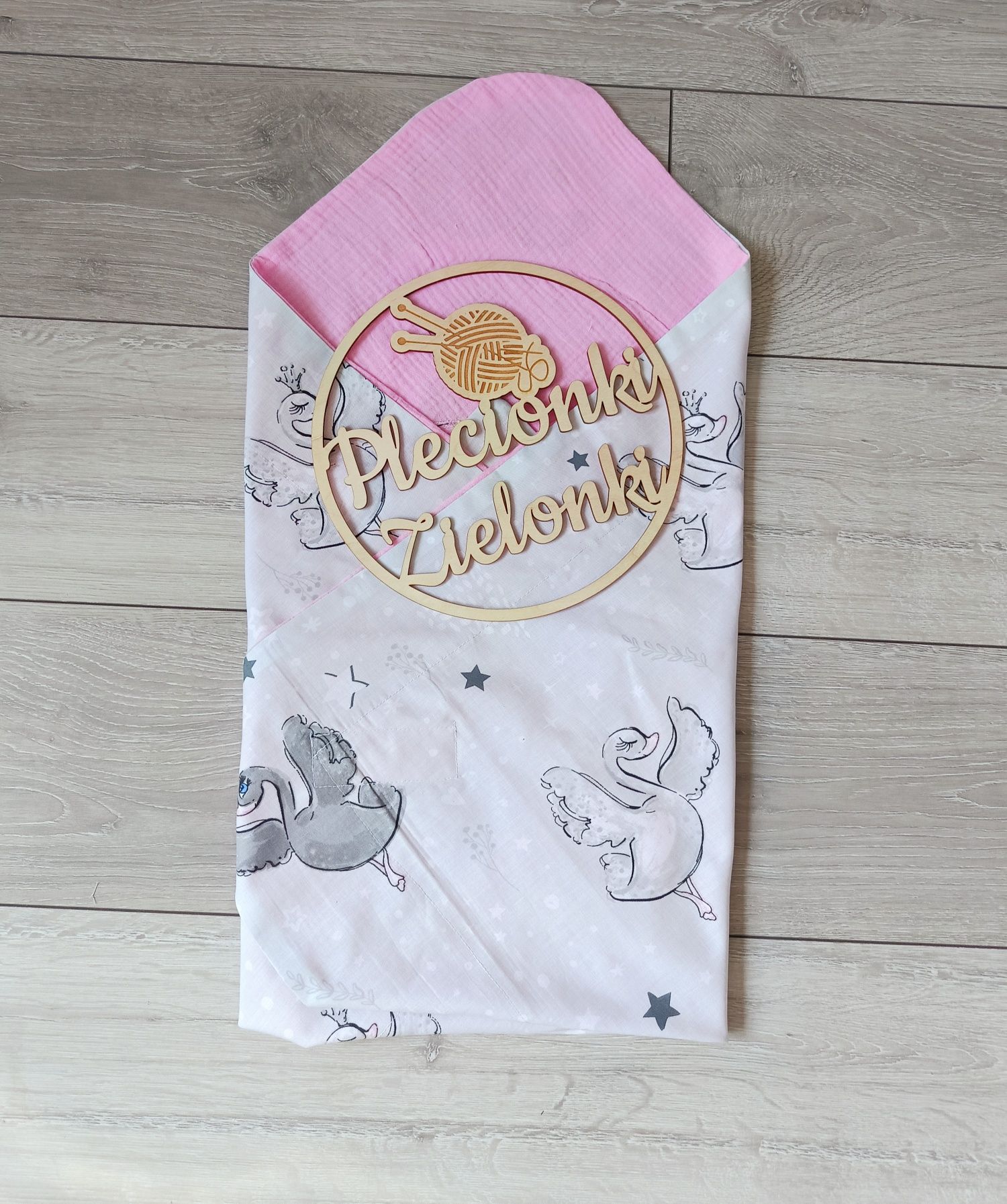 Letni,.muślinowy otulacz do fotelika samochodowego