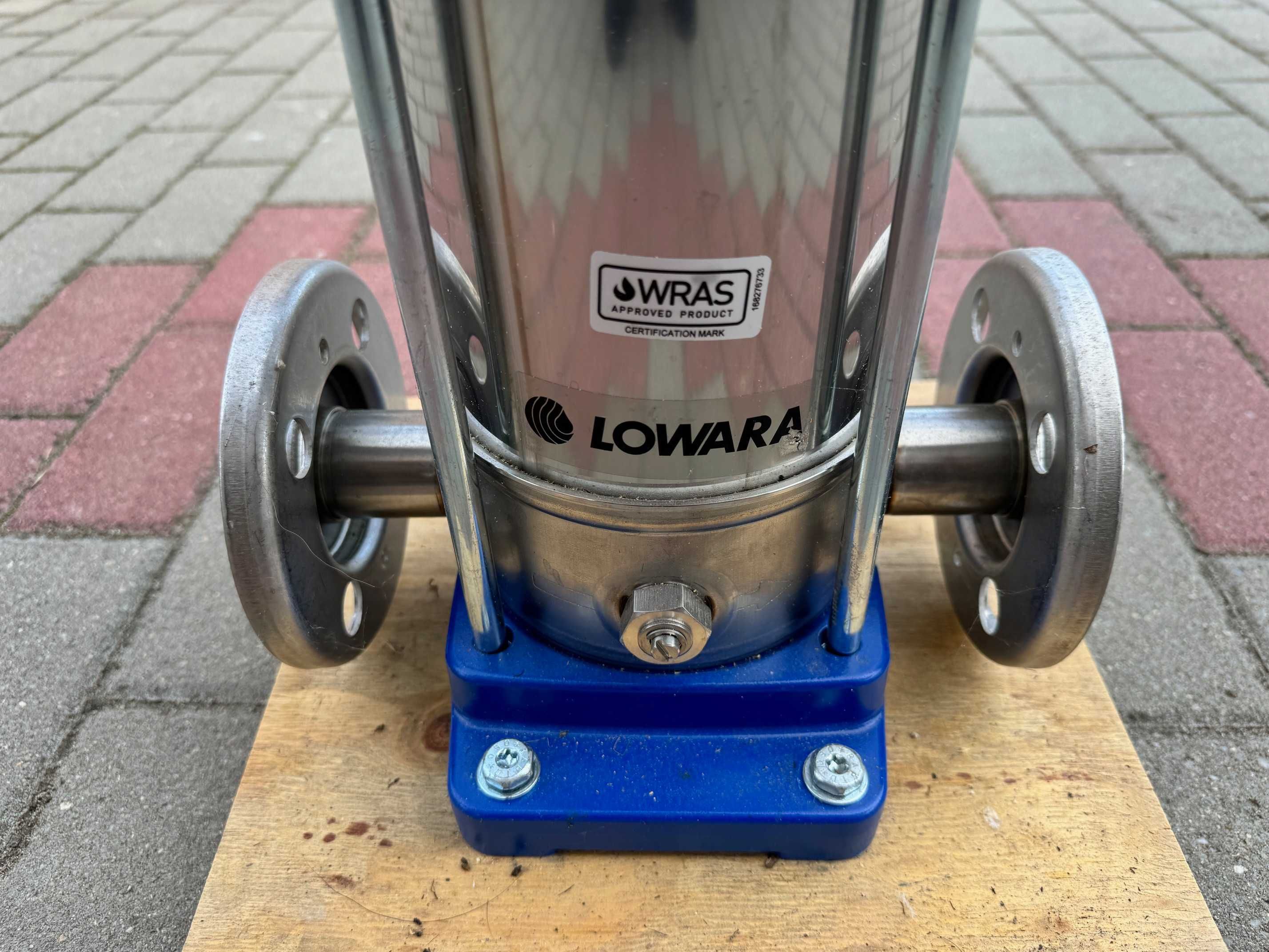 Pompa cisnieniowa Nowa LOWARA Model 5SVE06F011P0M/2