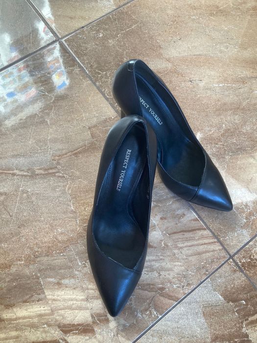 Туфлі-човники Respect 37 розмір