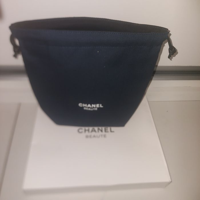 Kosmetyczka dwustronna chanel