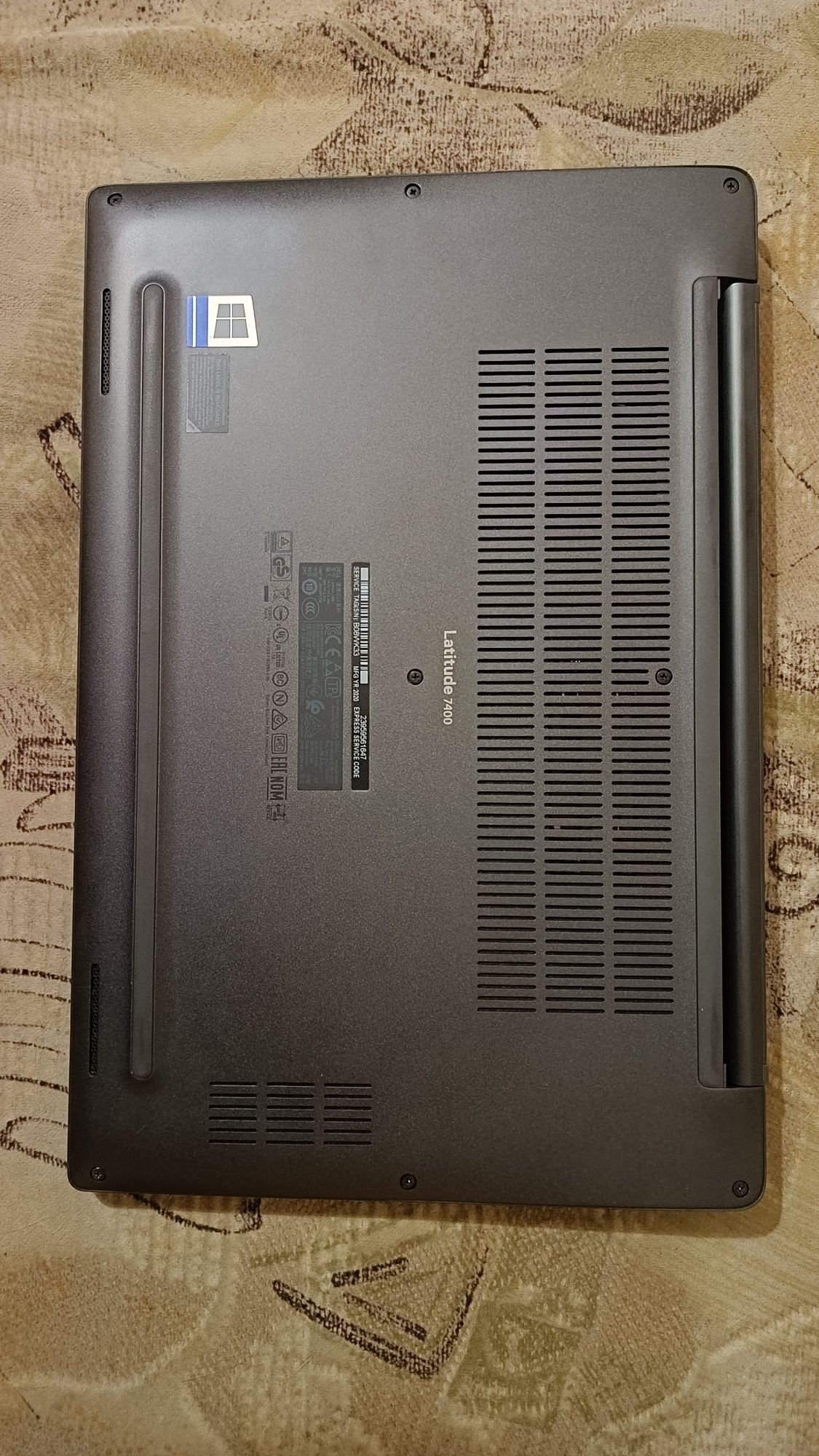 Продам ноутбук Dell 7400