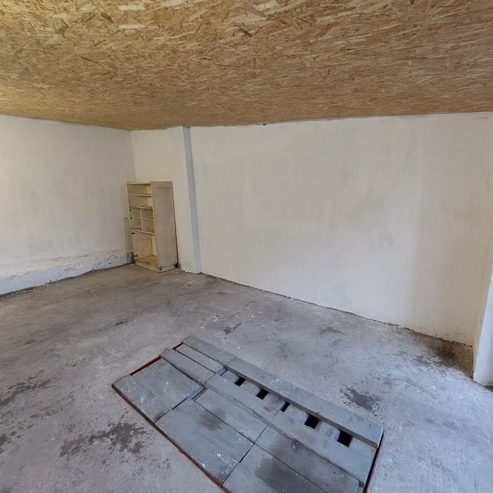 Продам гараж в Південно-Західному р-ні