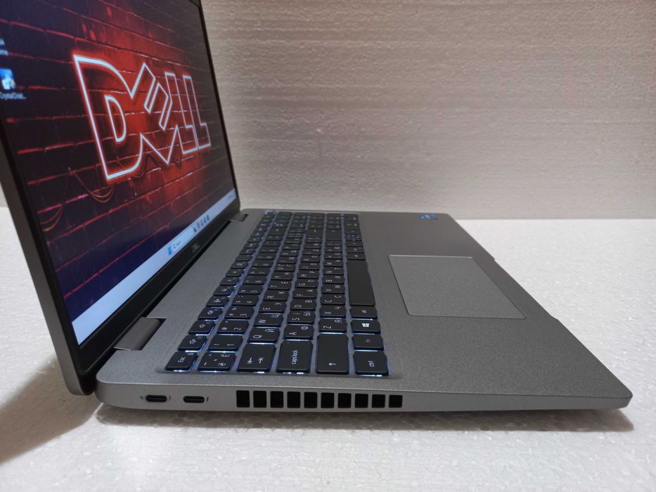 Игровой СВЕЖАК DELL 5520 + (Core i5 11" го покол) + 16 RAM + КАК НОВЫЙ