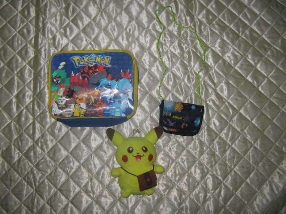 Pokemon Pikaczu Maskotka Portfelik i Kuferek