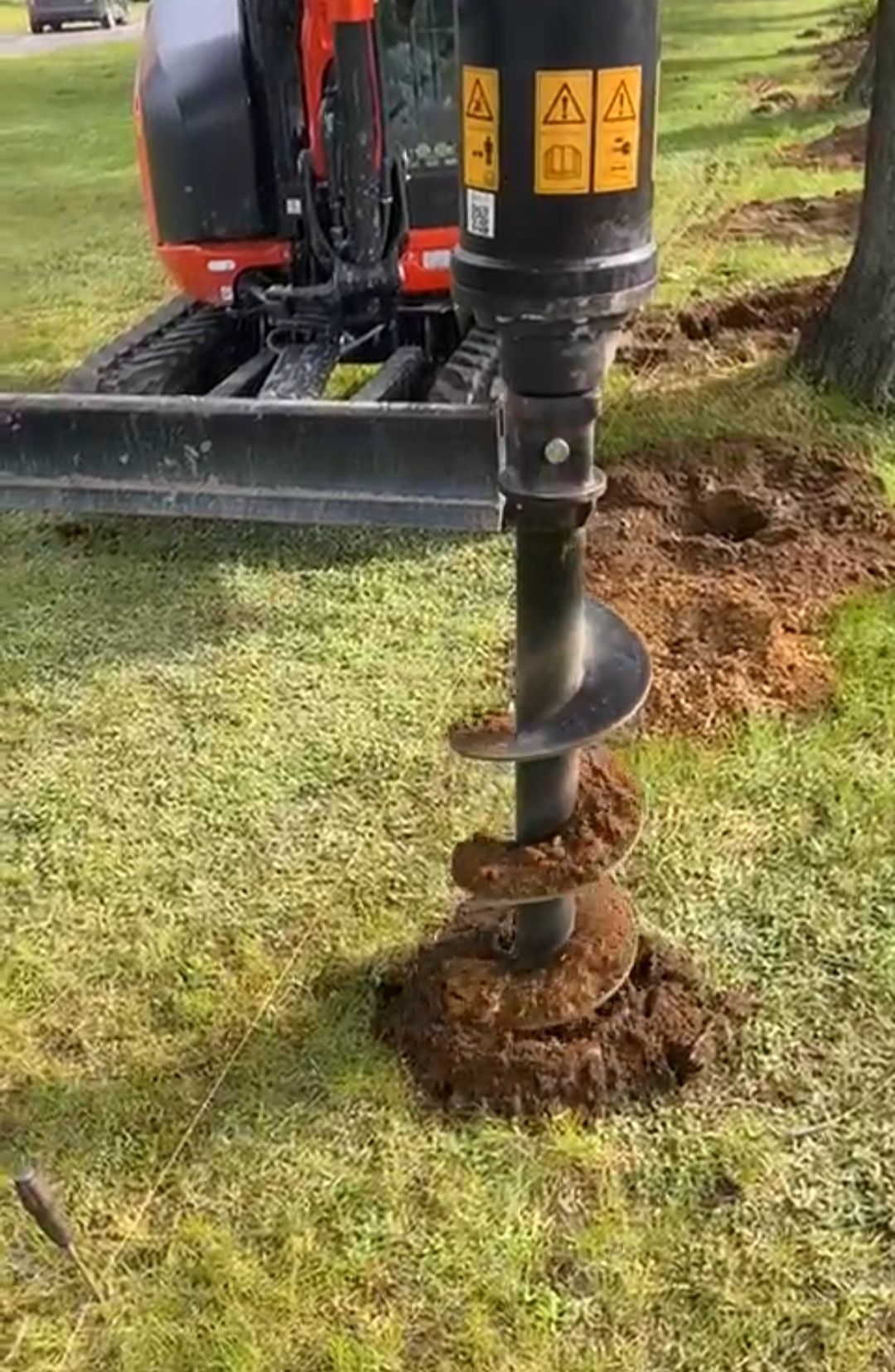Usługi minikoparką, kucie betonu, wiercenie