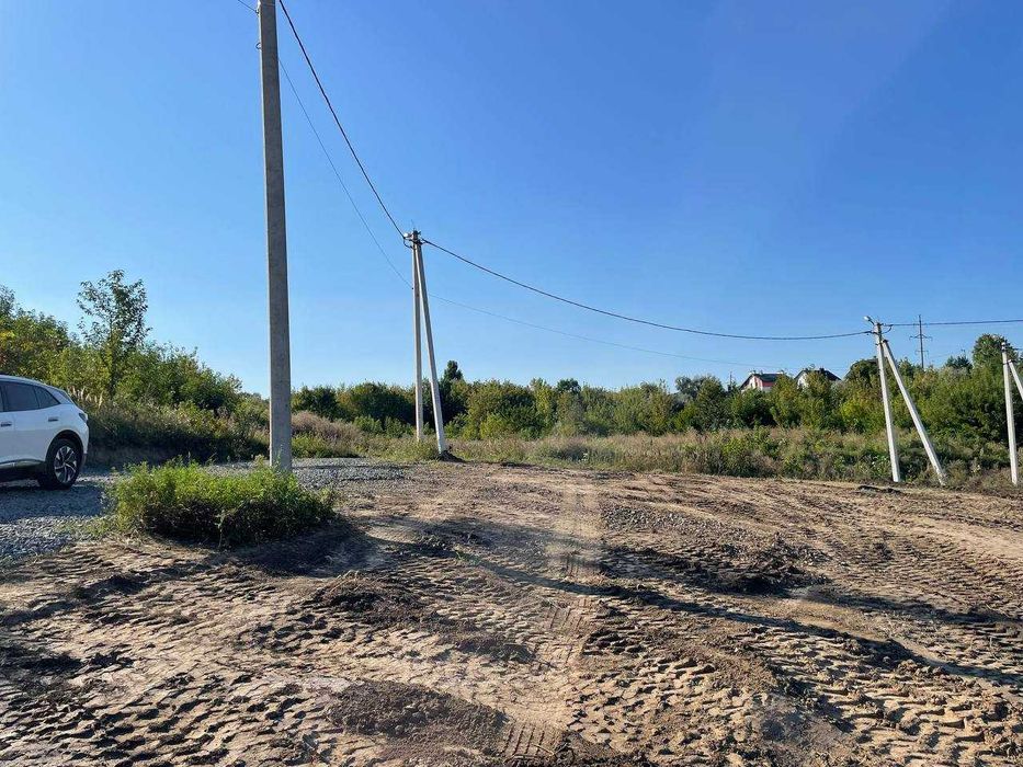 Продаж земельної ділянки в Ружичному