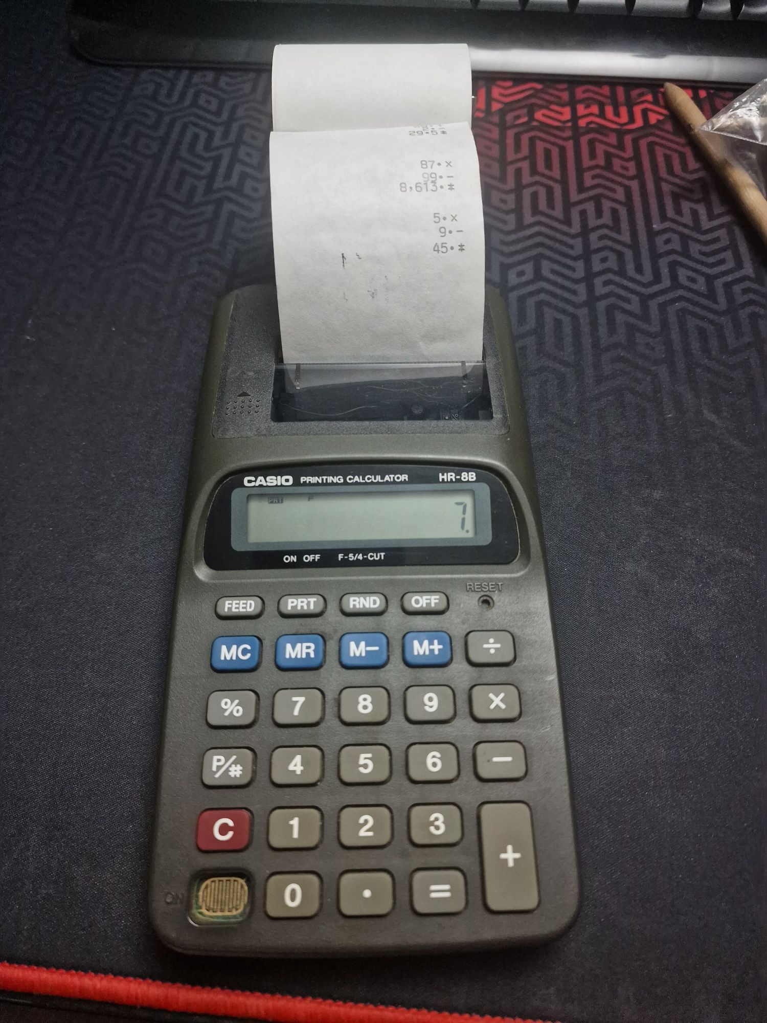 Kalkulator Casio z funkcją drukowania HR-8B