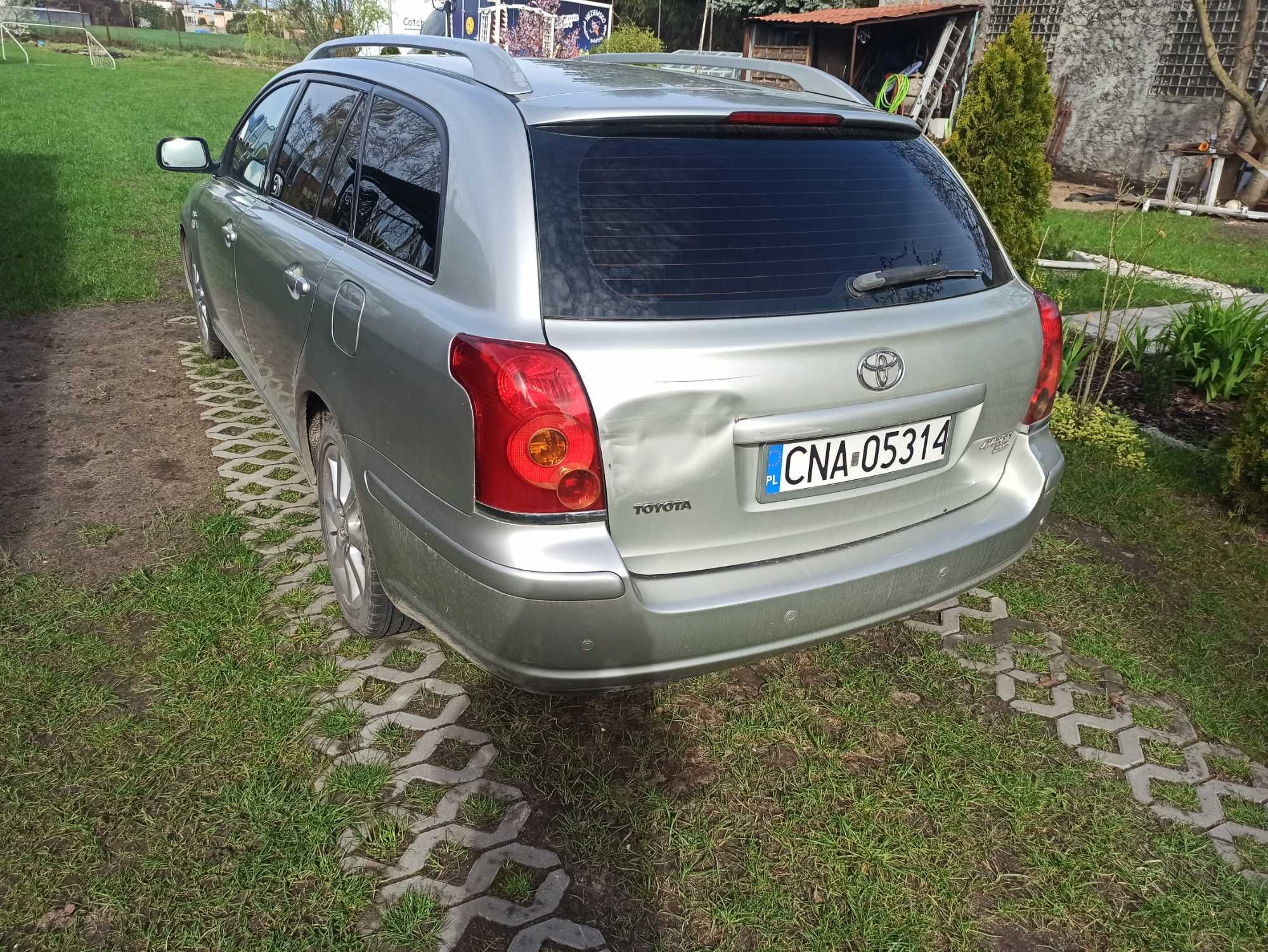 Toyota Avensis 2.0 D, kombi,alu,elektryka,klimatronik