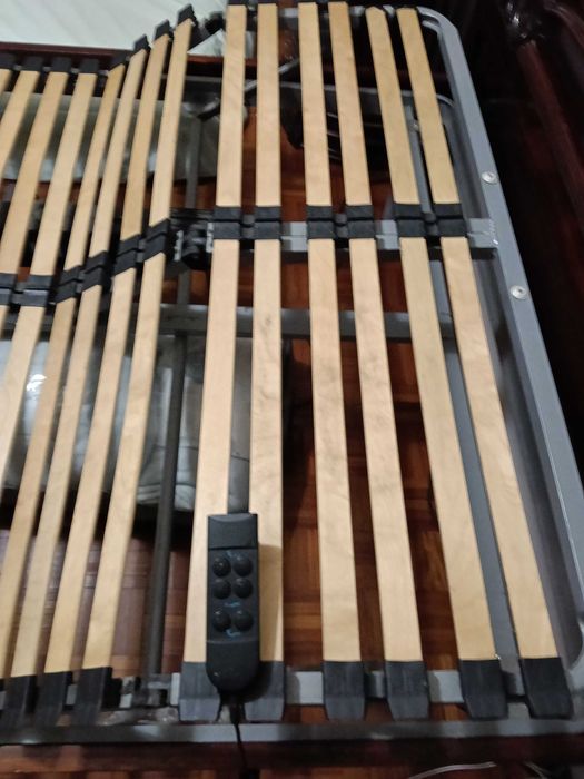 Vendo estrado elétrico cama casal 1,90/1,40