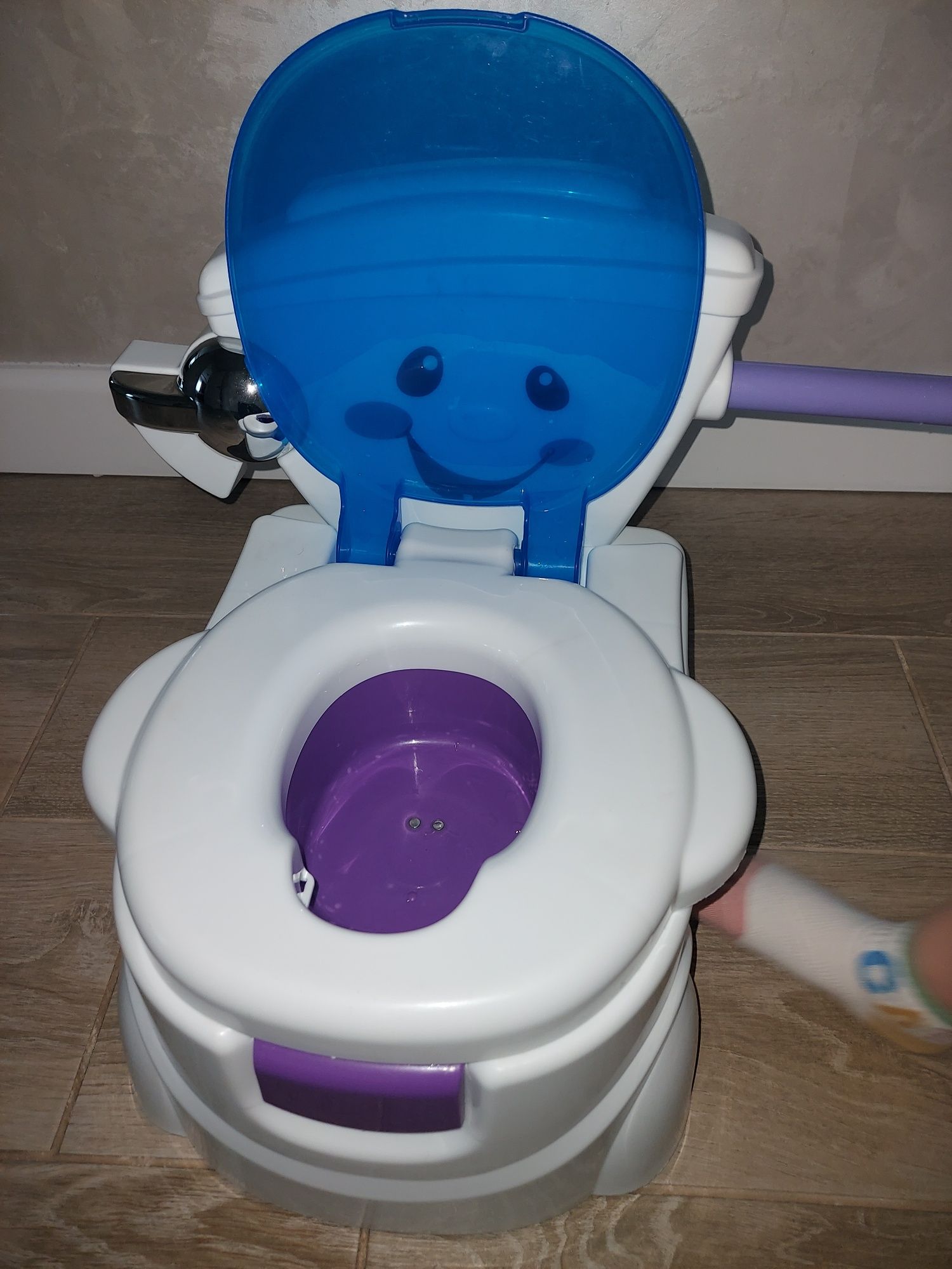 Горщик Fisher Price зі звуковими ефектами