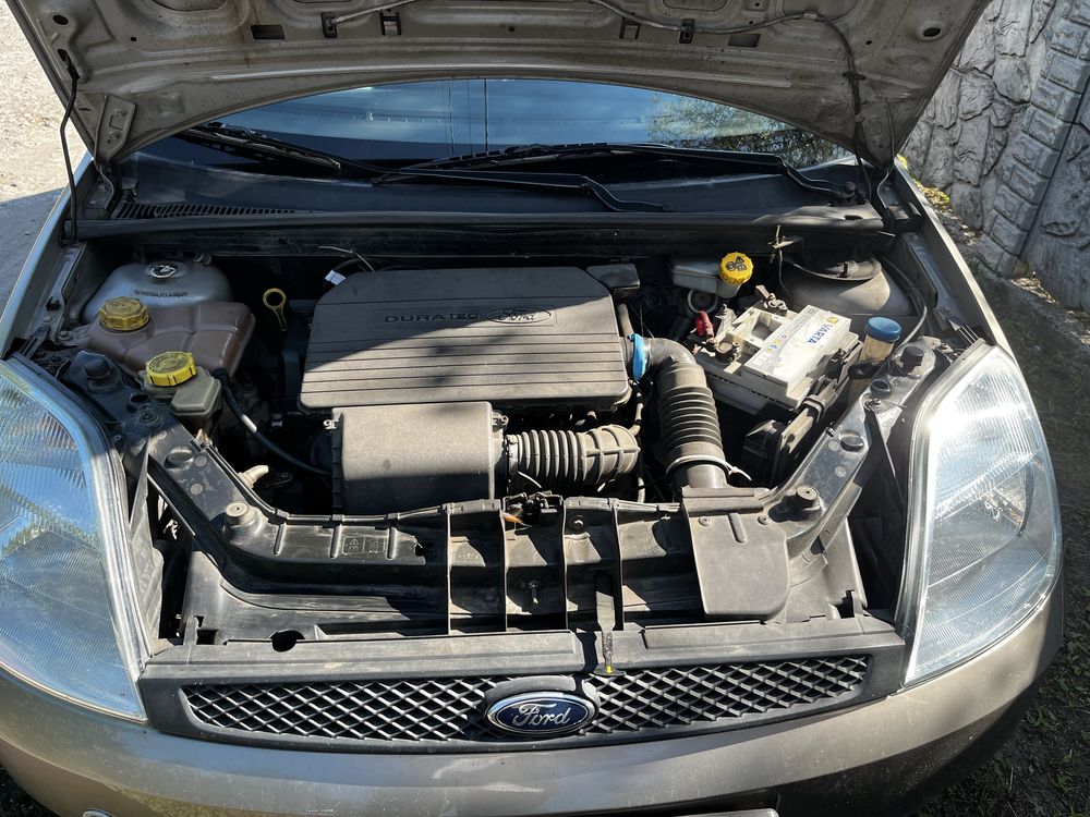 Ford Fiesta 1.3 бензин