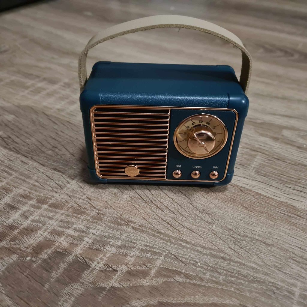 Sprzedam glosnik radio Retro 5.0