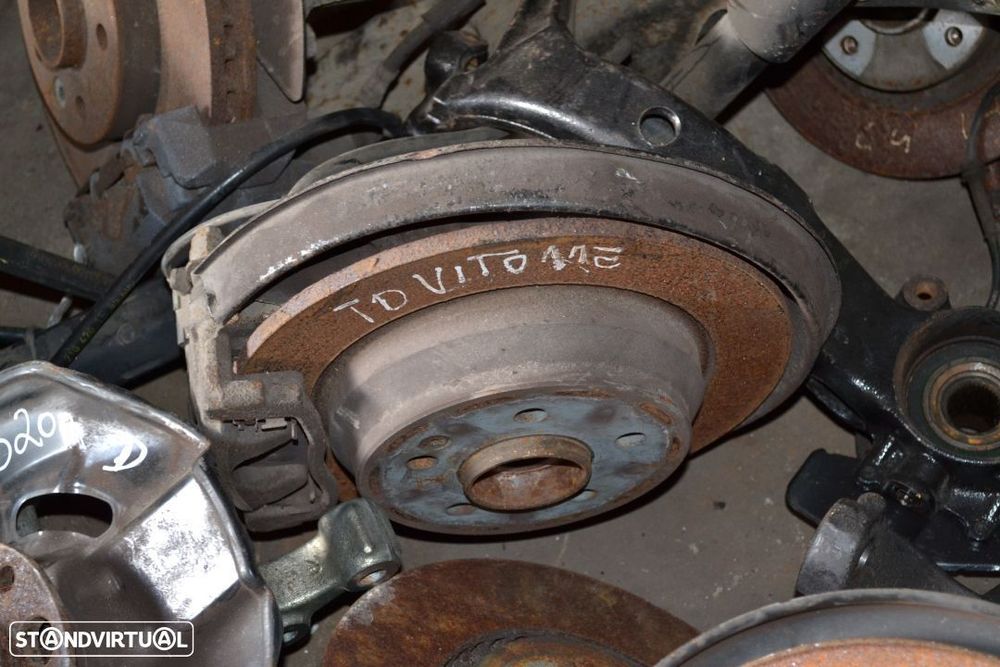 Manga de Eixo Mercedes Vito