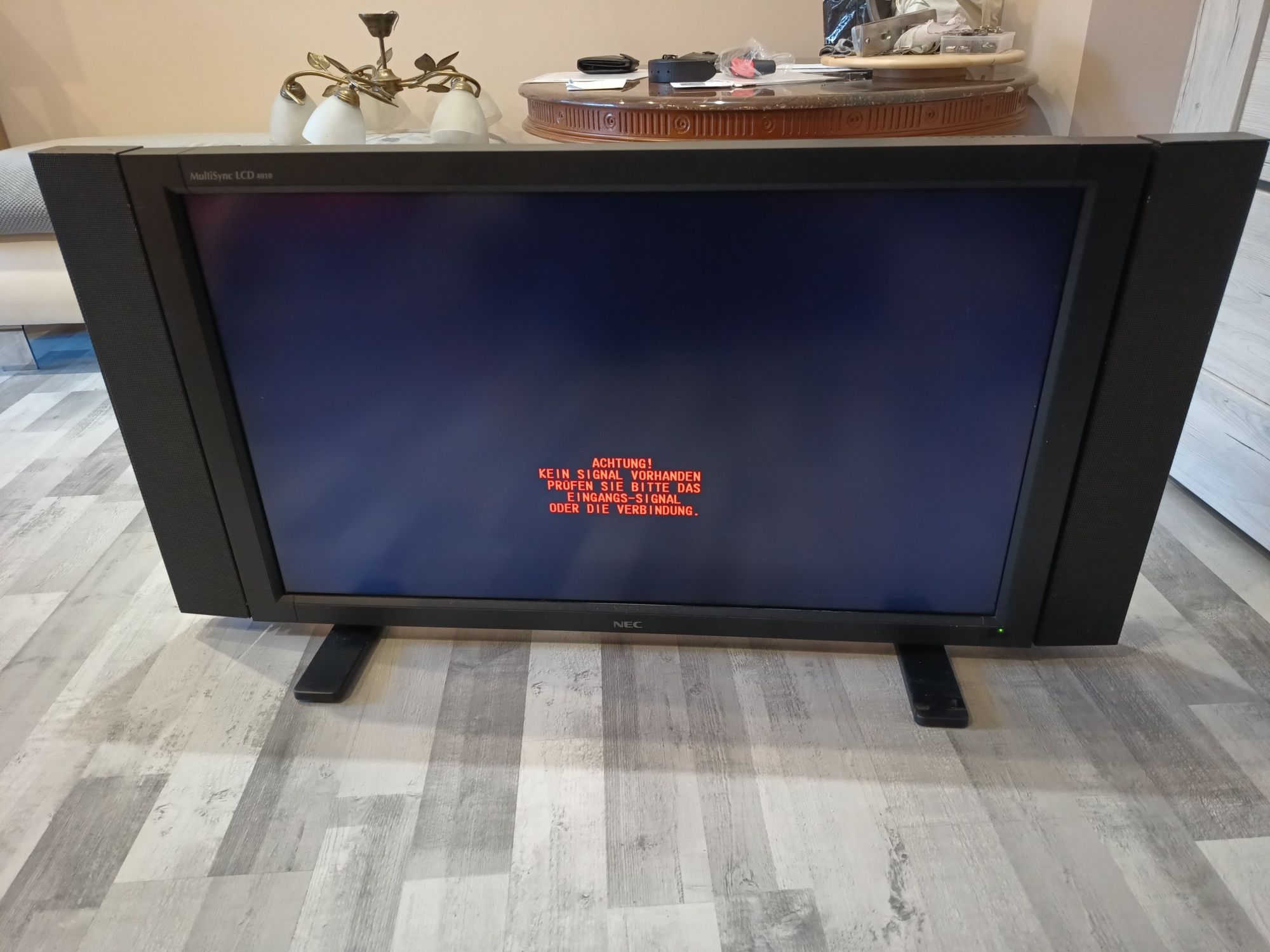 Monitor Nec MultiSync LCD4010 40"