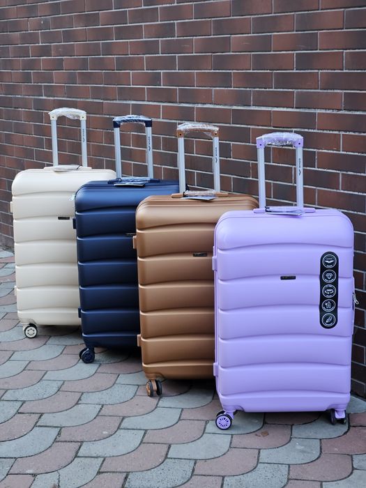 РОЗПРОДАЖ Розмір L WINGS TD160 Польща валізи чемоданы