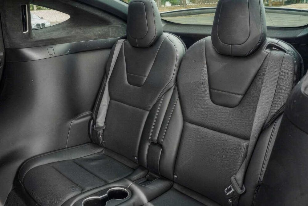 Tesla Model X      2016