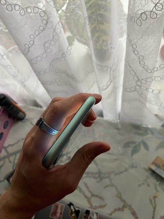 iPhone 11 64 GB Neverlock