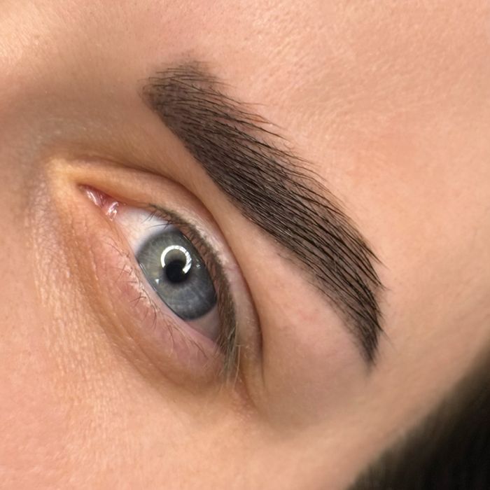 Шукаю модель на перманентний макіяж