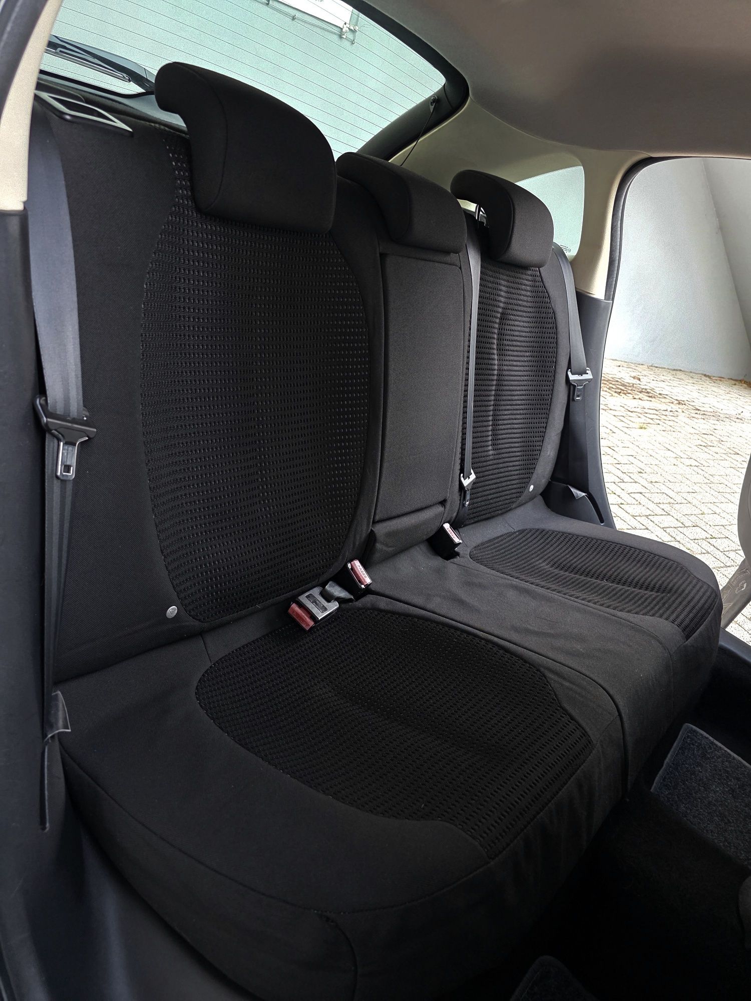 Citroen C4 VTR Pack 1.6HDI 110CV CAIXA AUTOMÁTICA - Excepcional