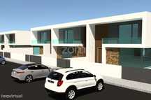 Lote para construção de Moradia Unifamiliar