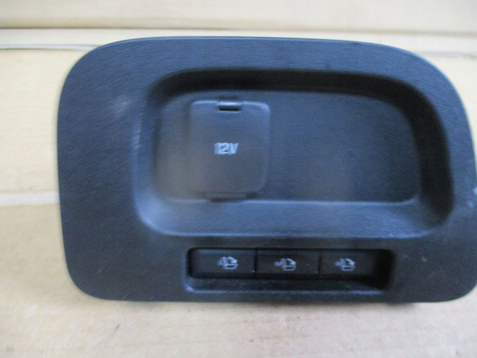Panel Foteli Gniazdo 12V Ford s-max MK2 Galaxy MK4 EM2B-R310B49-ADW