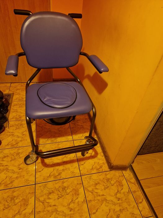 Toaleta dla niepełnosprawnych