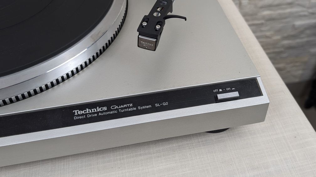 Technics SL-Q2 Wysokiej klasy gramofon