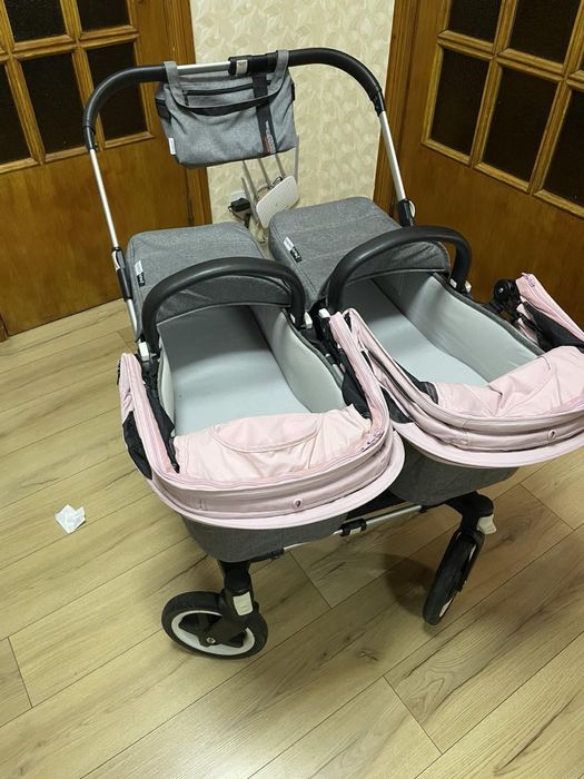 Коляска для двійні bugaboo