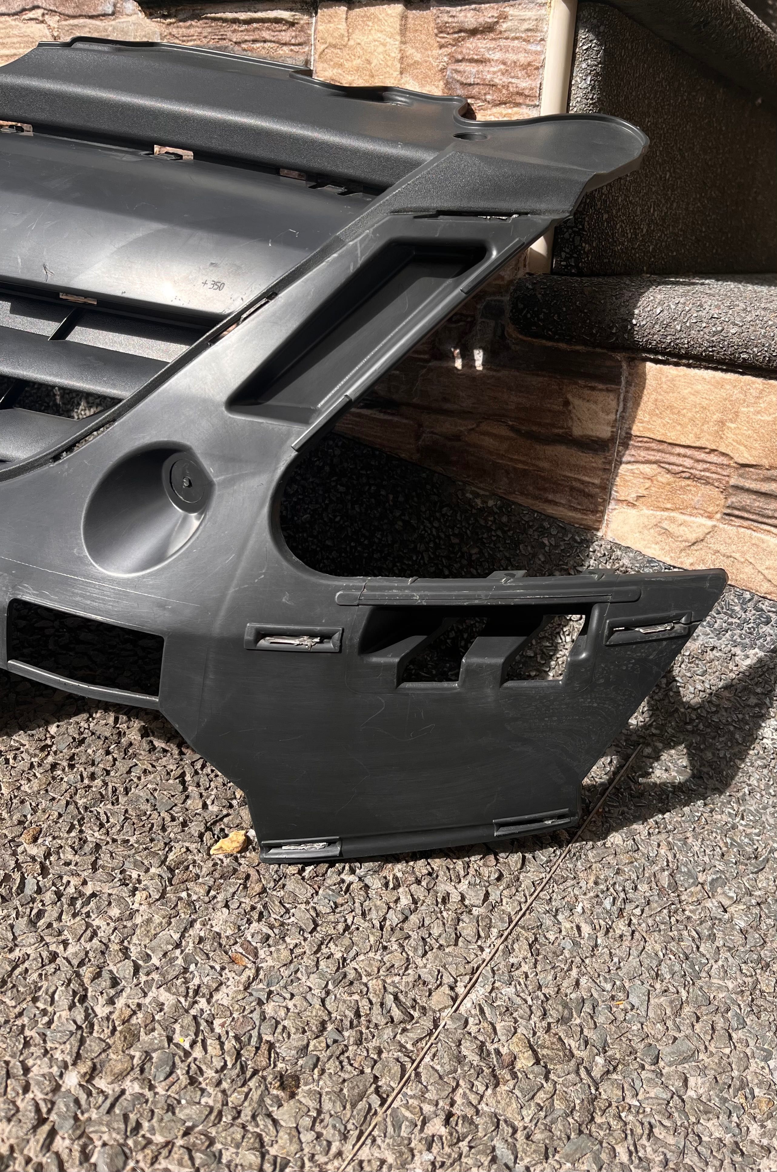 Grelha Frontal Opel Corsa D 2006/2010