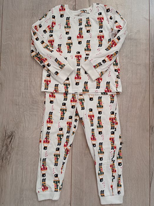 Piżama że świątecznym motywem