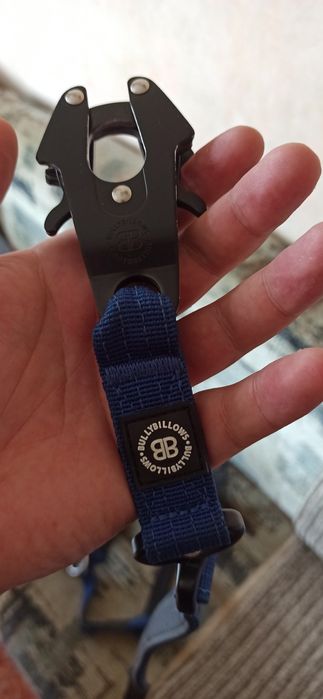 Продам комплект шлейка+ поводок Bully Billows