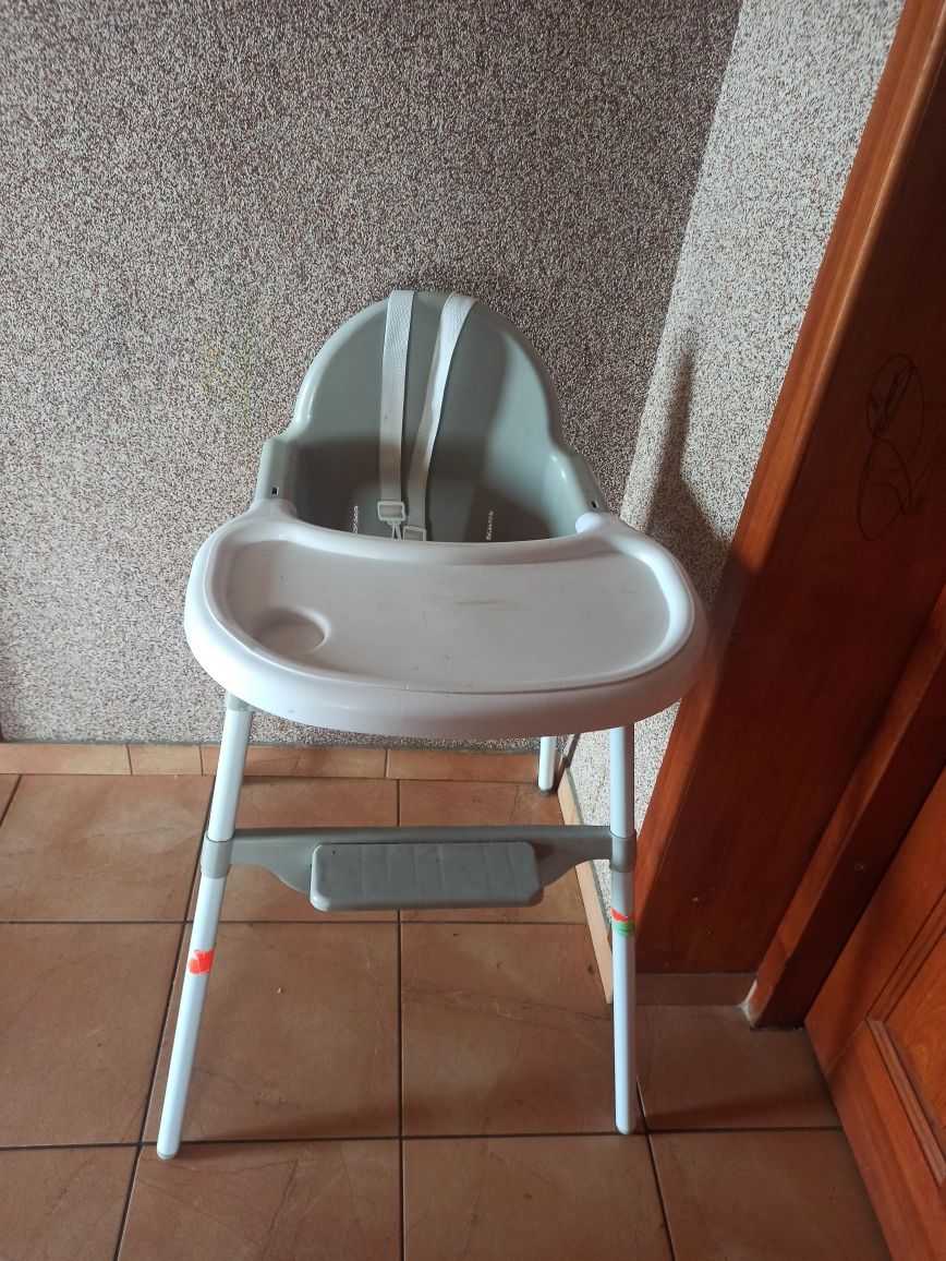 Krzesełko do karmienia