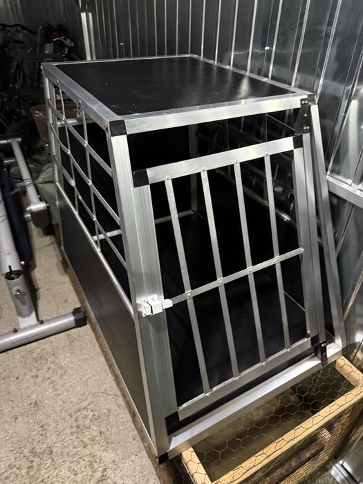 Klatka aluminiowa dla psa do bagażnika auta duza