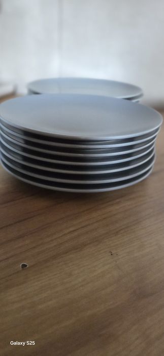 Talerze szare Ikea