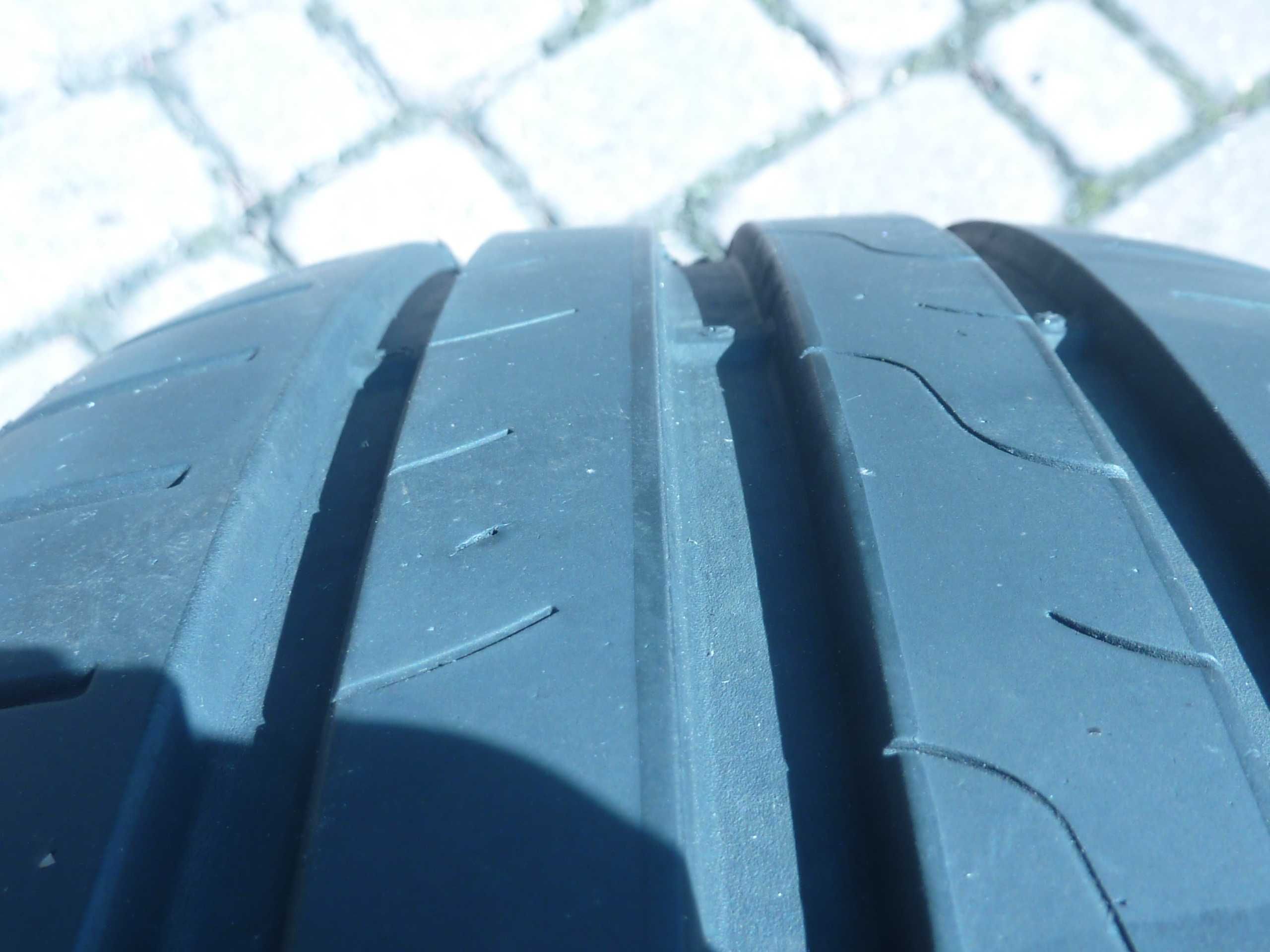 Opony Dunlop 195/60R15 Sport  Bluresponse  H
