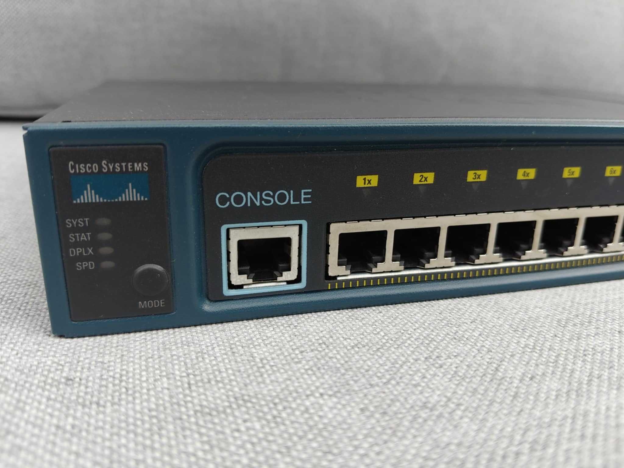 Cisco WS-C2960-8TC-L - 8x FE 10/100 RJ45, uplink 1x 1G Combo RJ45/SFP