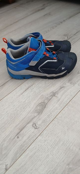 Продам кросівки Quechua для хлопчика