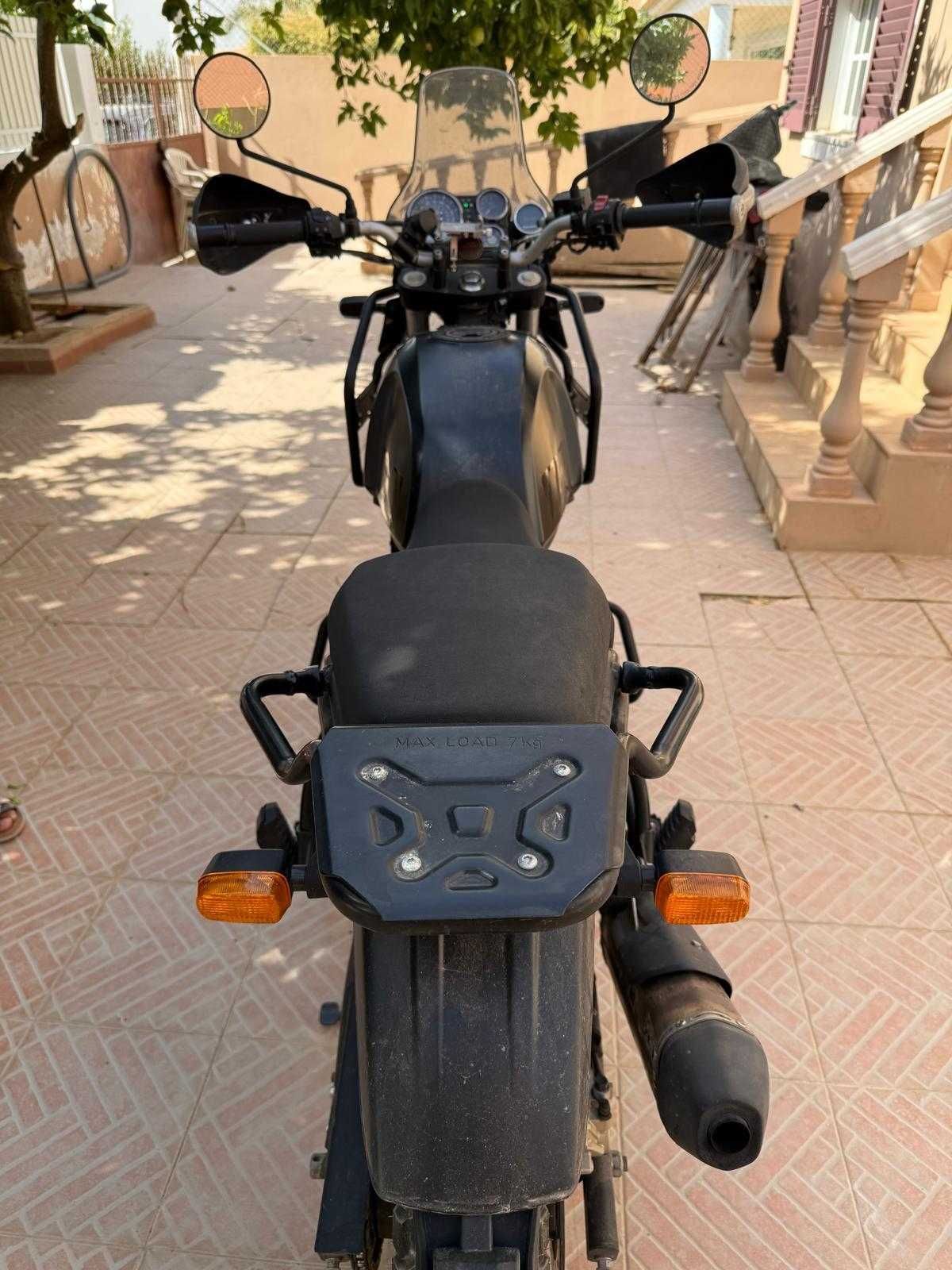 Royal Enfield Himalayan 411