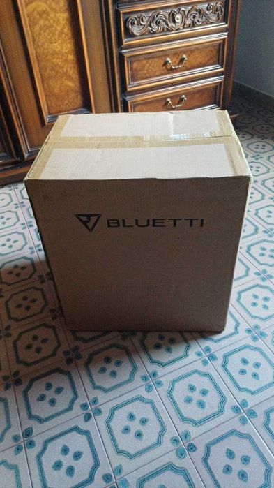 Зарядна станція BLUETTI AC180 Portable Power Station | 1800W 1152Wh