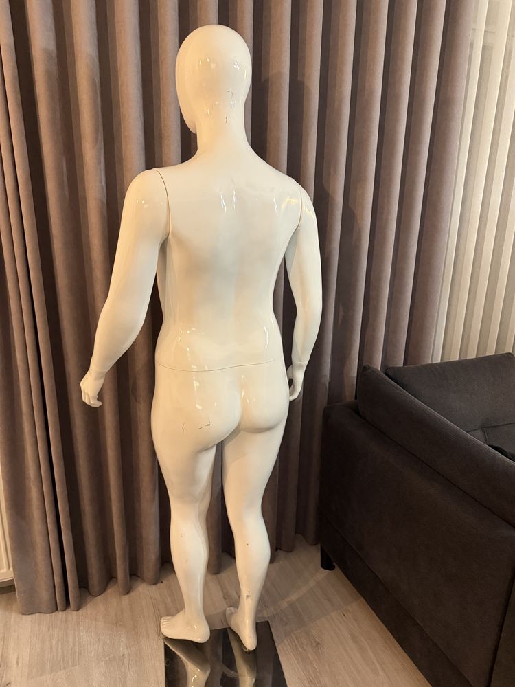 Manekin sklepowy XXL Plus Size