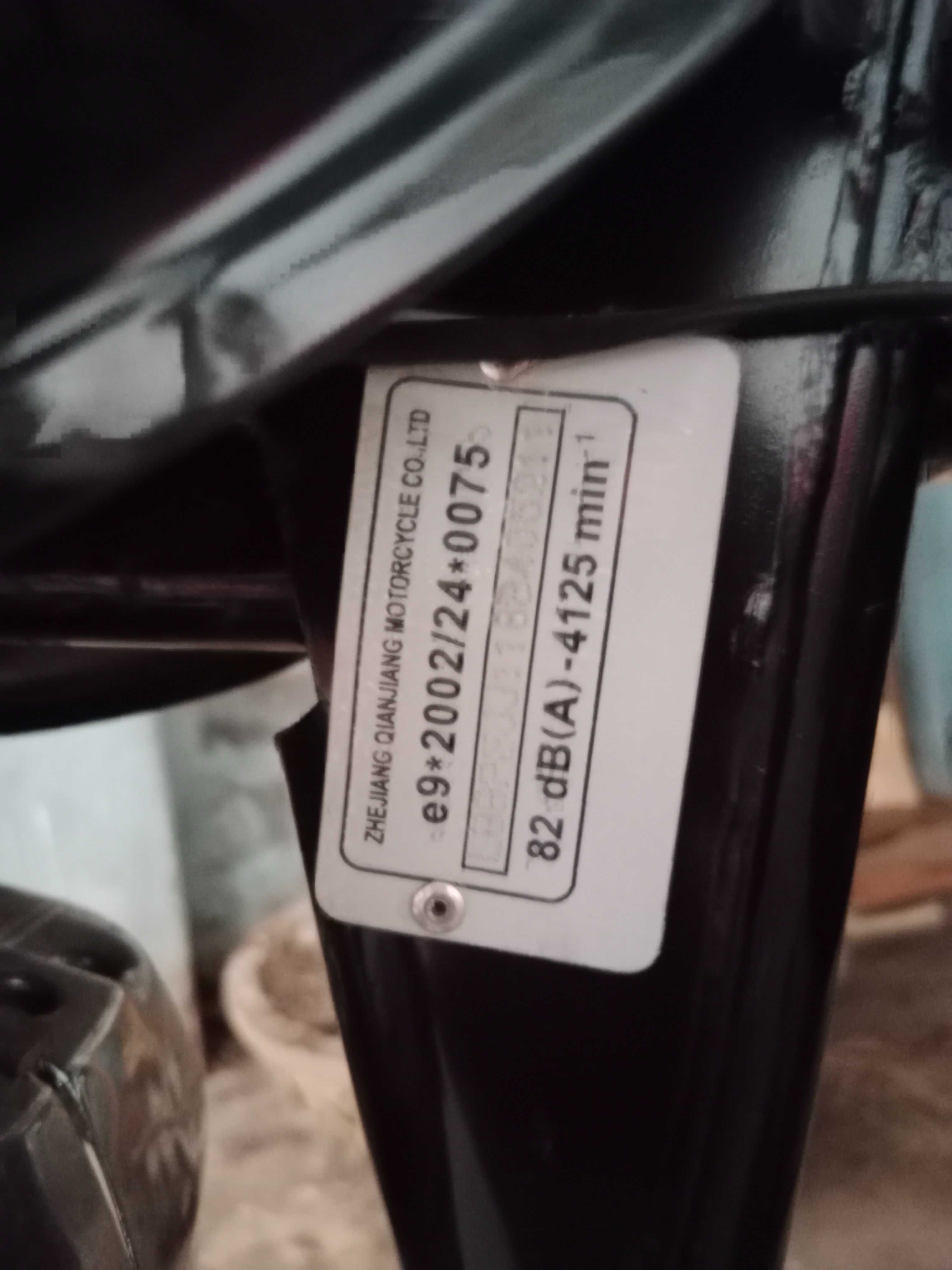 Moto KEEWAY 150cc - como nova