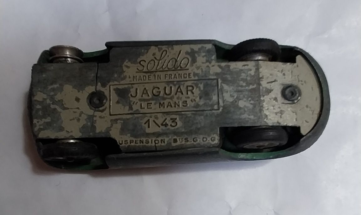 Miniatura antiga Solido Jaguar Le Mans