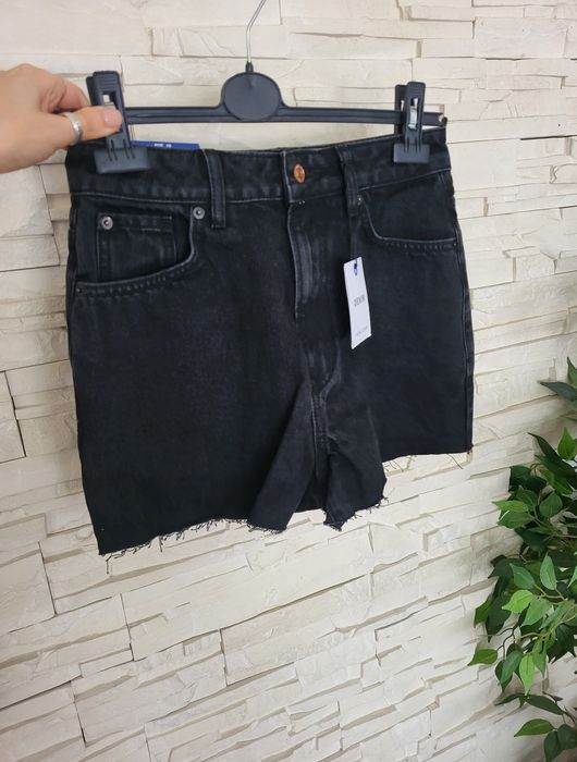 Czarne  nowe szorty damskie marki New Look