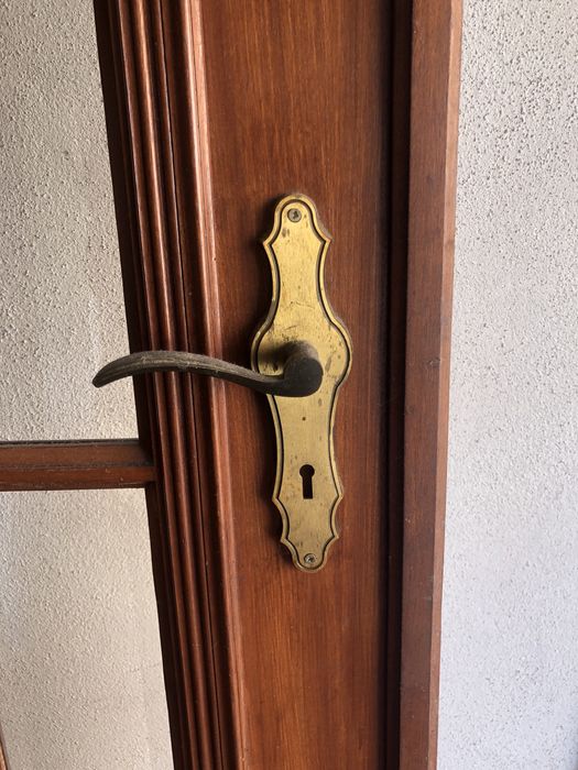 2 Portas de madeira